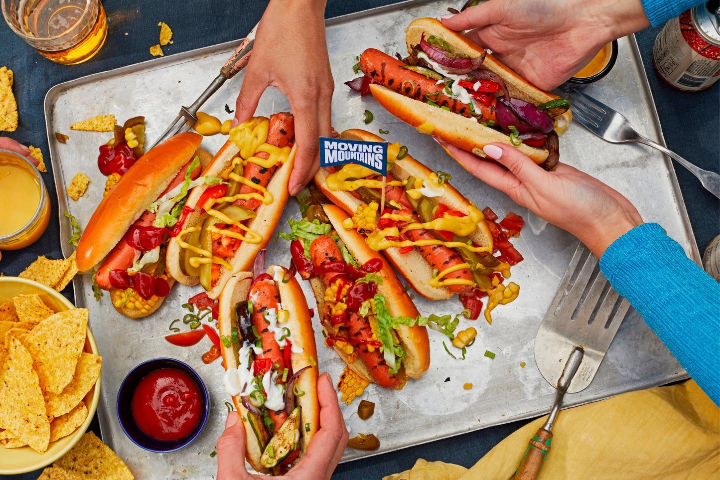 Moving Mountains Hot Dog 4 x 5 x 155g Ready Meals Asetena Pa