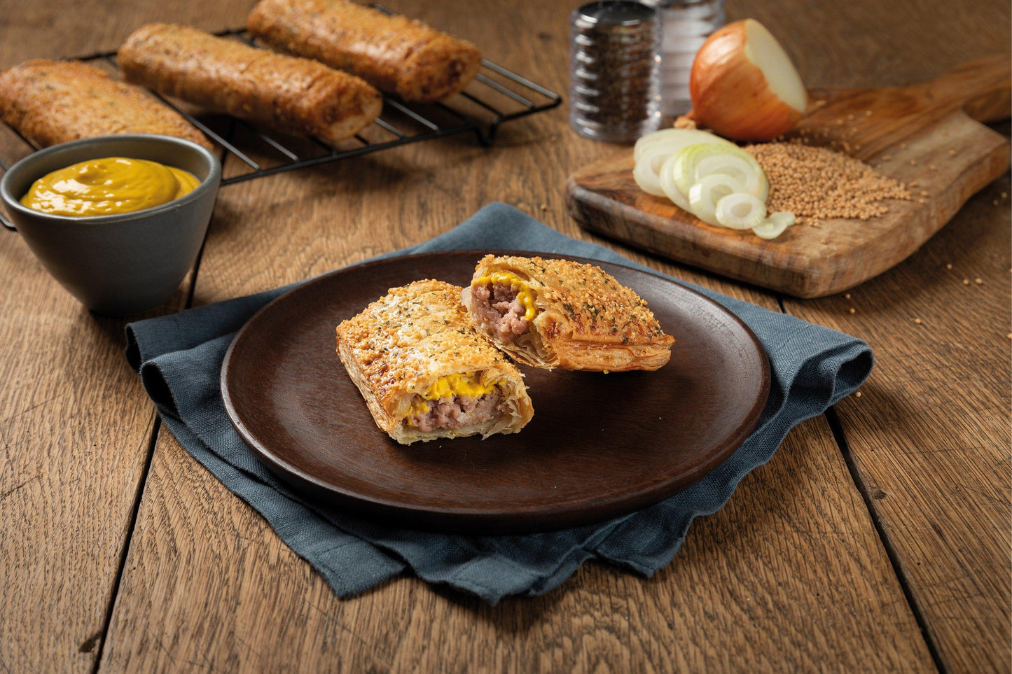 Proper Cornish Hot Dog Roll With Mustard 40 x 146g Ready Meals Asetena Pa