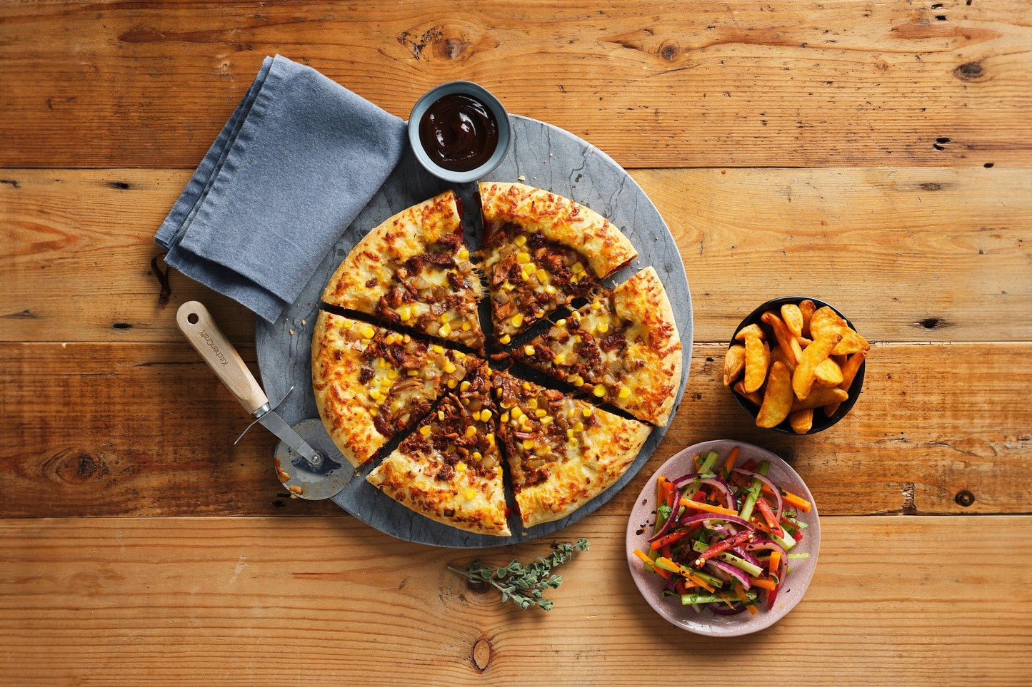 Chicago Town Stuffed Crust Takeaway Memphis Style BBQ Pulled Pork 1 x 9 Ready Meals Asetena Pa