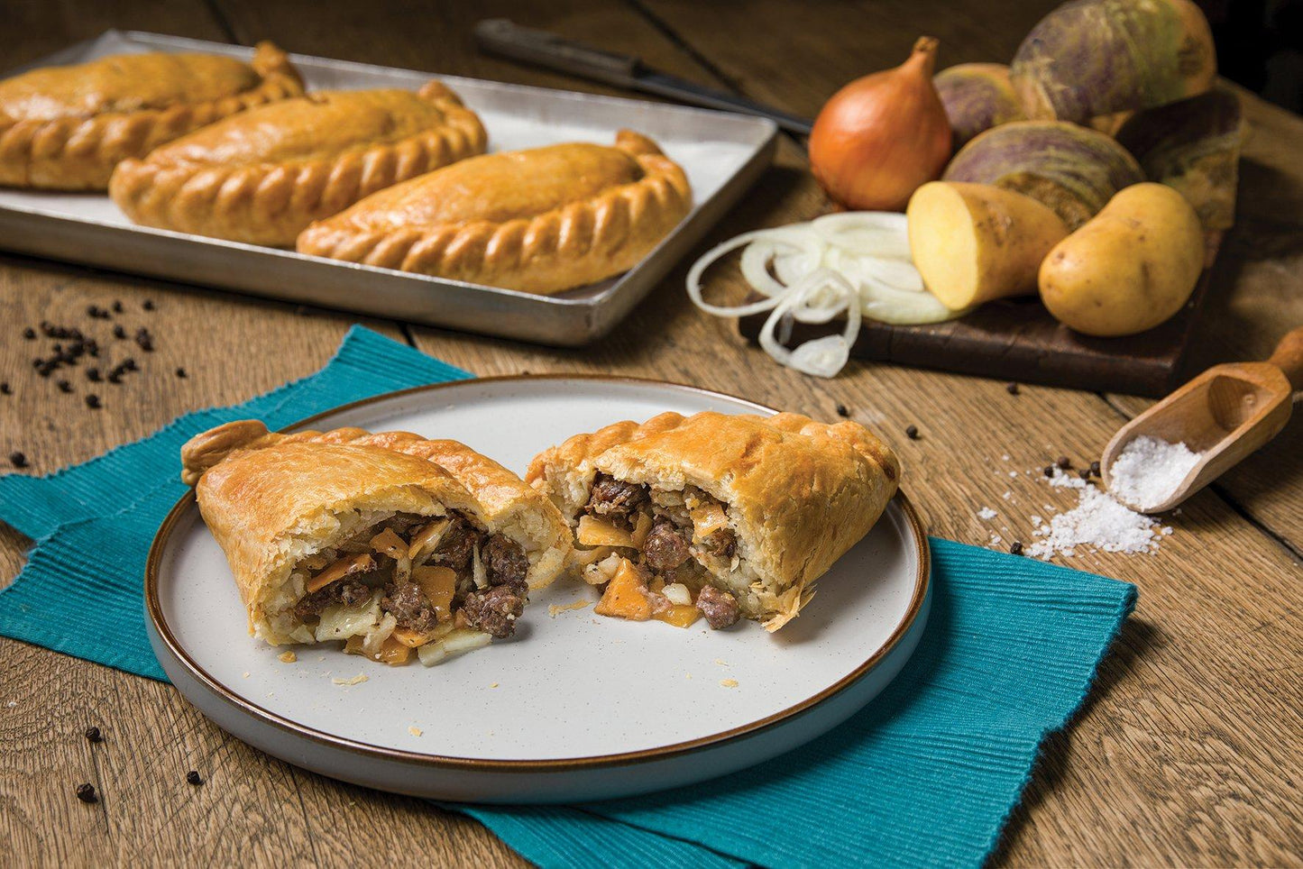 Proper Cornish Large Steak Pasty 18 x 450g Ready Meals Asetena Pa