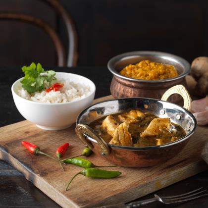 Simply Worldfoods Chicken & Saag with Moong Daal & Rice 12 x 380g Ready Meals Asetena Pa