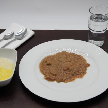 Simply Puree Level 5 Minced & Moist Roast Beef 12 x 380g Ready Meals Asetena Pa