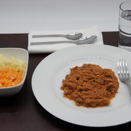 Simply Puree Level 5 Minced & Moist Beef Bolognese 12 x 380g Ready Meals Asetena Pa