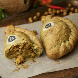 Phat Naked Vegan Kerelan Cauliflower Chickpea & Onion Bhaji Pasty 20 x 285g Ready Meals Asetena Pa