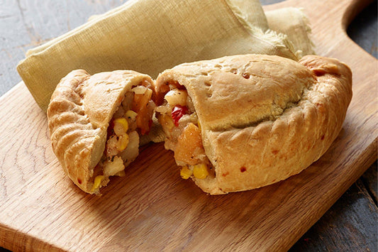 Proper Cornish Unbaked Vegetable Pasties 20 x 283g Ready Meals Asetena Pa 