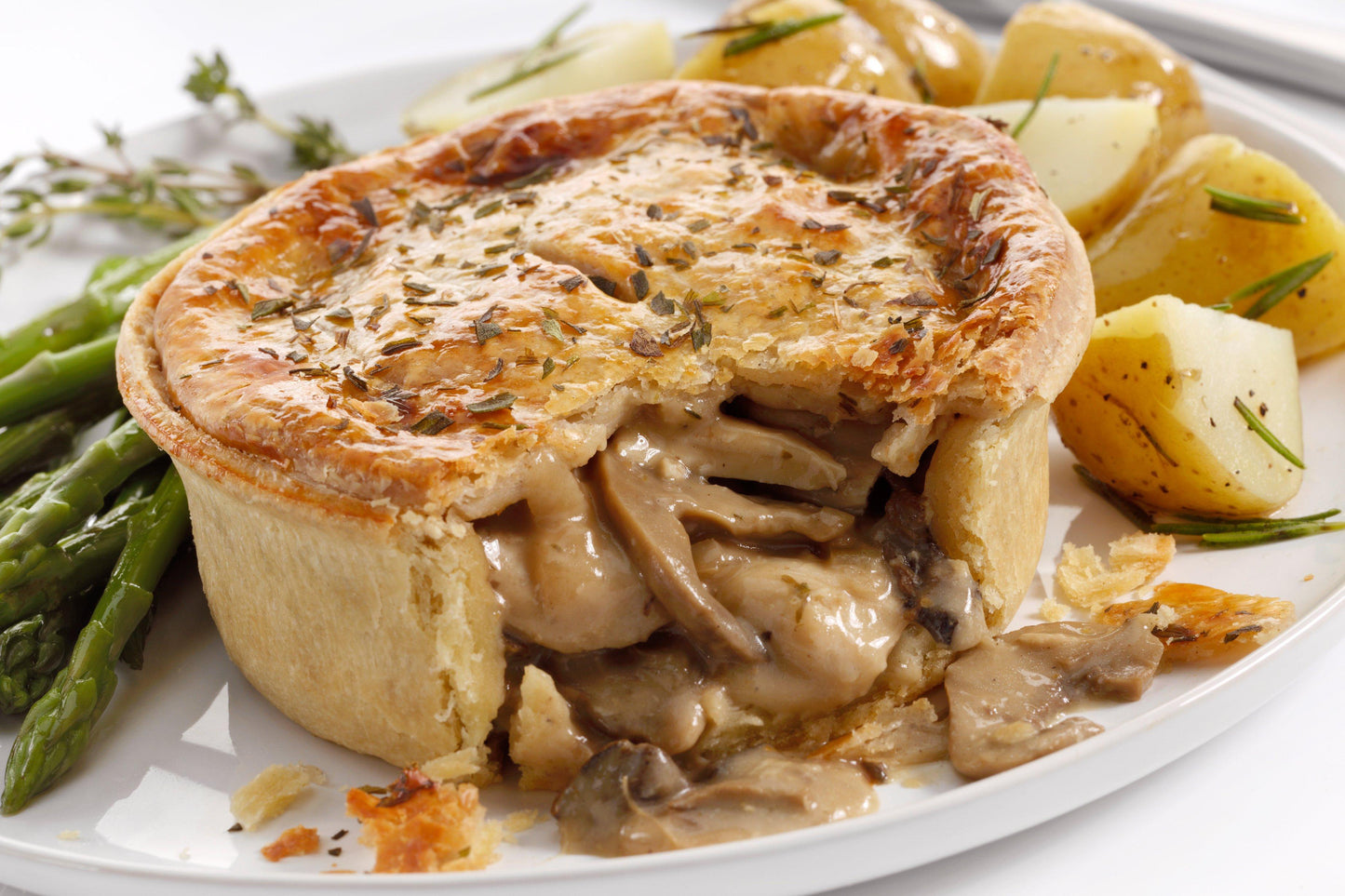 Toms Pies Chicken & Wild Mushroom Pie 24 x 260g Ready Meals Asetena Pa 