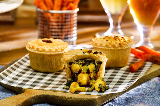 Phat Gluten Free Baked Mini Indian Spiced Cauliflower & Lentil Pie 1 x 24 Ready Meals Asetena Pa 