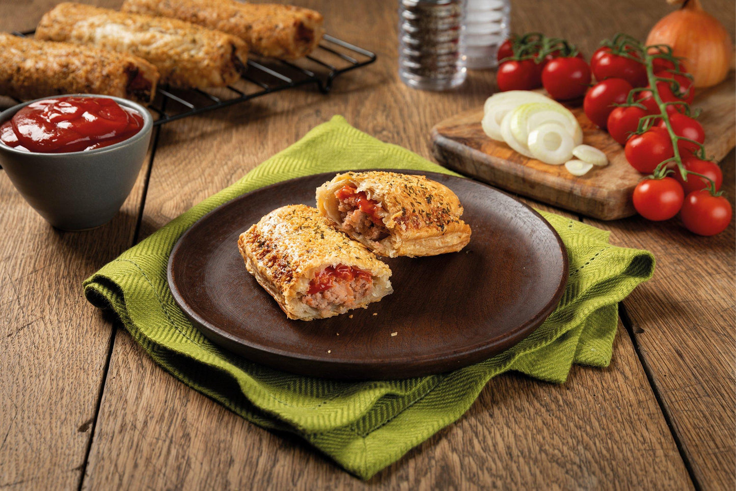 Proper Cornish Hot Dog Roll With Ketchup 40 x 146g Ready Meals Asetena Pa 
