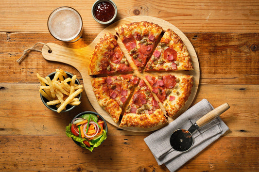 Chicago Town Stuffed Crust Takeaway Magnificent Meat Feast Pizza 30cm 1 x 9 Ready Meals Asetena Pa 