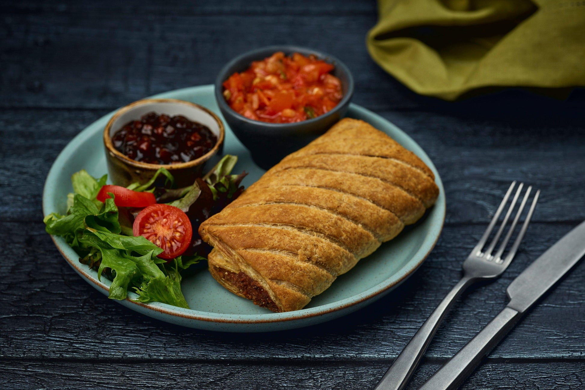 Phat Pasty Chunky Vegan Sausage Roll 40 x 175g Ready Meals Asetena Pa 