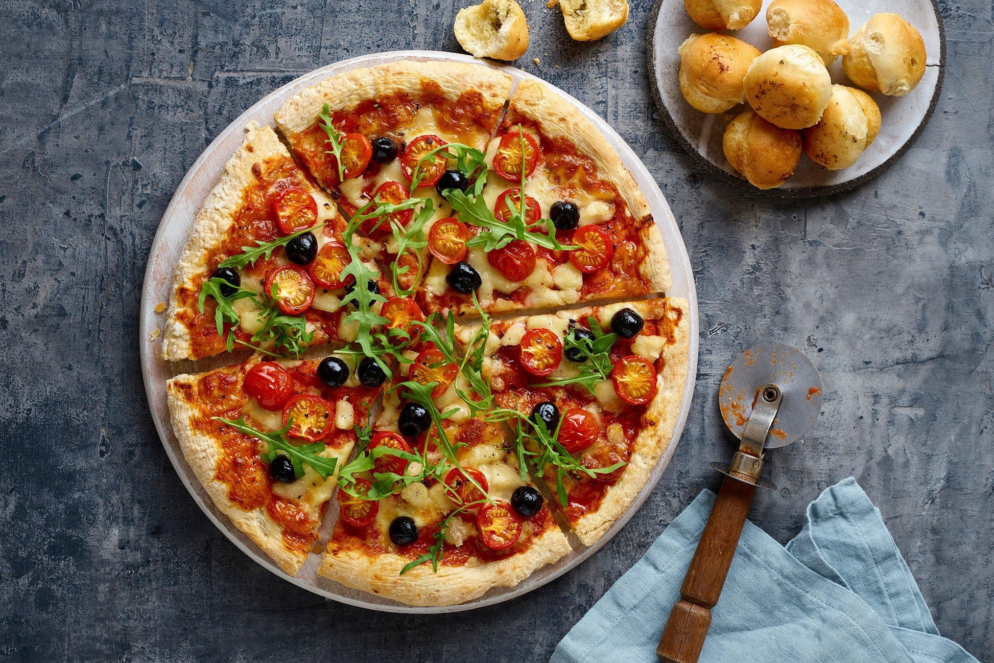Dr. Oetker Pizza Perfettissima Base Pomodoro Halal 29cm 1 x 10 Ready Meals Asetena Pa 