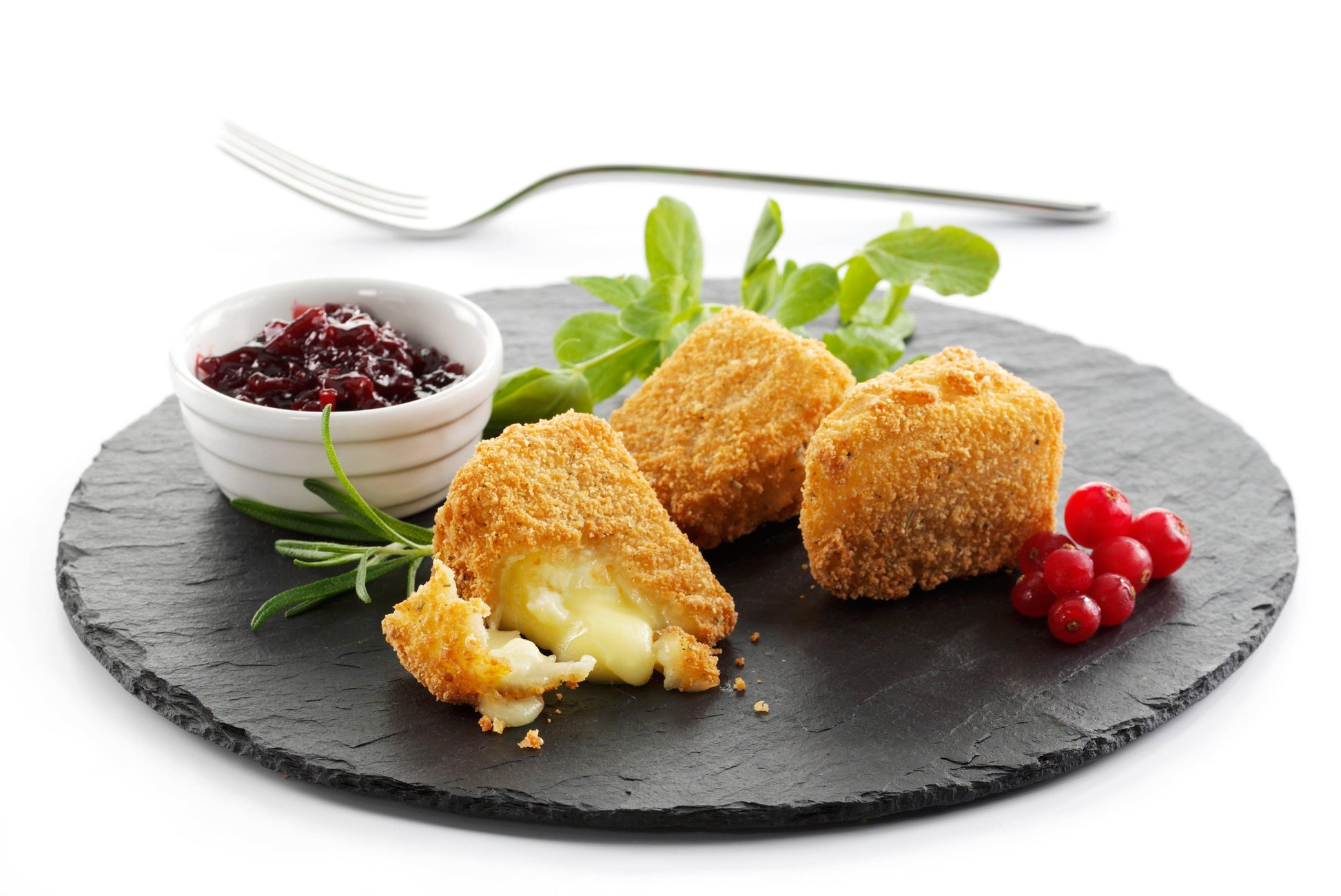 Brakes Rosemary & Garlic Crusted Brie Wedges 30 x 42g Ready Meals Asetena Pa 
