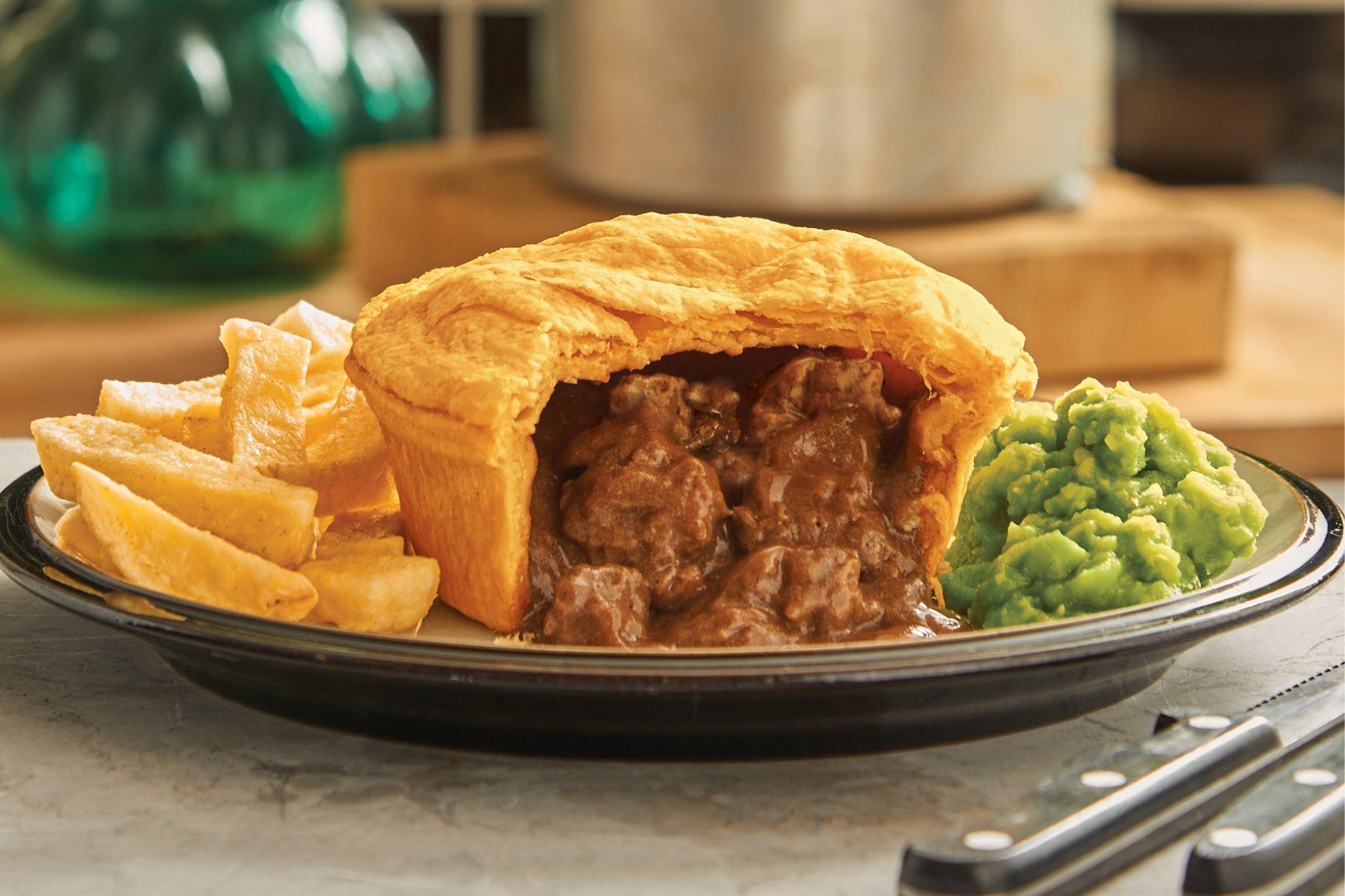Pukka-Pies Individually Wrapped Frozen Baked Large Steak & Kidney Pies 12 x 227g Ready Meals Asetena Pa 