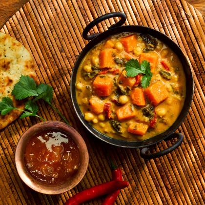 Simply Worldfoods Butternut Squash  Spinach & Chickpea Curry 12 x 300g Ready Meals Asetena Pa 