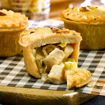 Phat Gluten Free Mini Chicken White Wine & Leek Pie 24 x 90g Ready Meals Asetena Pa 