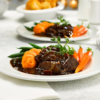 Beef in Chianti Sauce with Baby Pearl - BBD 30/04/2025 - Product Discounted due to limit on shelf life 24 x 320g Ready Meals Asetena Pa 