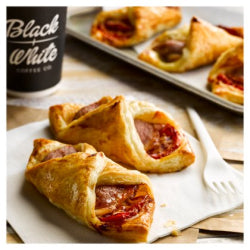 Everyday Favourites Inch Puff Pastry Square 5'' 96 x 55g Ready Meals Asetena Pa 