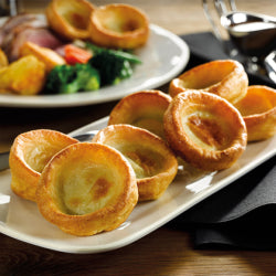 Everyday Favourites Baked Yorkshire Puddings (2.5") 4 x 25pk Ready Meals Asetena Pa 